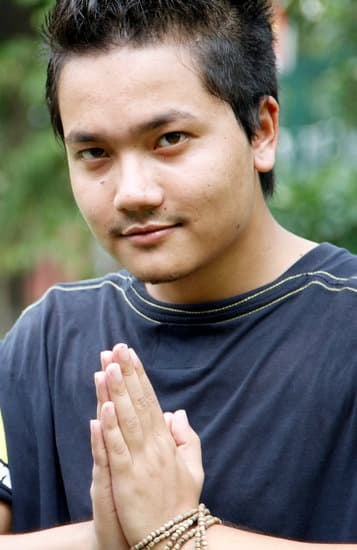 Che Cos'E' Lo Yoga PDF 1 Fai il download del manuale in formato PDF che spiega in dettaglio cosa è lo yoga