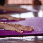A Cosa Serve Lo Yoga Scopri A COSA SERVE LO YOGA: benefici per il corpo e la mente attraverso pratiche millenarie di meditazione e stretching