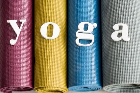 Come Aprire Un Angolo Yoga 3 Scopri come aprire un angolo yoga: segui i nostri consigli pratici per iniziare la tua pratica in modo corretto e armonioso