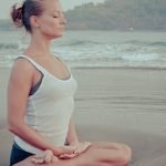 Come Fare Yoga E Meditazione Sperimenta la pace interiore: impara come fare yoga e meditazione per raggiungere l'equilibrio mente-corpo in pochi passi