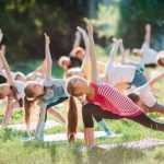 A Che Ora Fare Yoga A che ora fare yoga: scopri il momento ideale per la tua pratica e goditi i benefici del rilassamento e del benessere