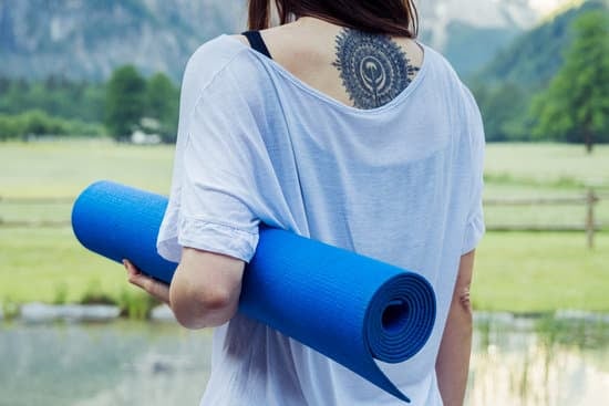 A Cosa Serve Yoga 19 Scopri a cosa serve lo yoga: beneficia del benessere fisico, mentale e spirituale attraverso la pratica di questa disciplina millenaria