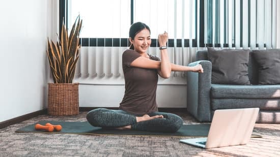 A.S.D.Padma Associazione Divulgazione Yoga Integrale 1 Scopri i fantastici benefici del yoga integrale con l'A.S.D. Padma, associazione che promuove la divulgazione del benessere
