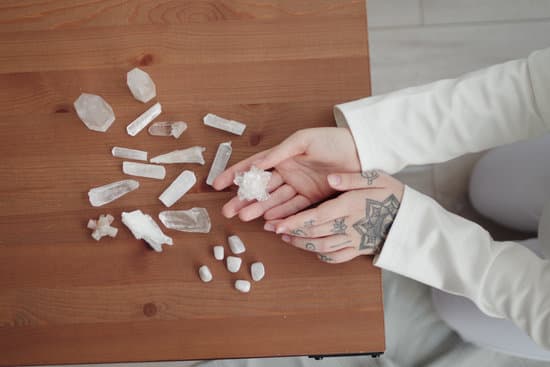 Che Cos'E' Lo Yoga Per Bambini Immagini 17 Fai scoprire agli occhi dei tuoi bambini il magico mondo dello yoga: divertente, rilassante e pieno di immagini incantevoli!