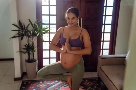 A che serve lo yoga? Scopri i benefici per il corpo e la mente e godi di una vita sana e equilibrata!