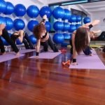 Quanto Dura Una Lezione Di Yoga Scopri la durata di una lezione di yoga: ti sorprenderai di quanto tempo dedicare al benessere!