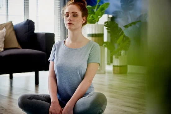 Migliora la tua flessibilità nello yoga con 5 semplici esercizi da praticare ogni giorno!