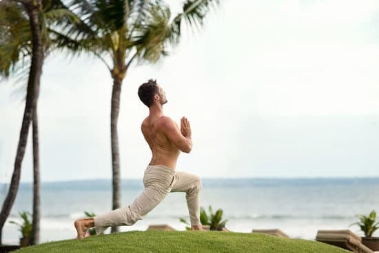 A.S.D Punto Yoga Ananda 1 Allenati corpo e mente presso l'A.S.D Punto Yoga Ananda e scopri il benessere interiore attraverso la pratica dello yoga