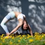 Che Cosa Significa Yoga Scopri il significato di Yoga: una pratica antica che combina movimento, respirazione e meditazione per promuovere il benessere mentale e fisico