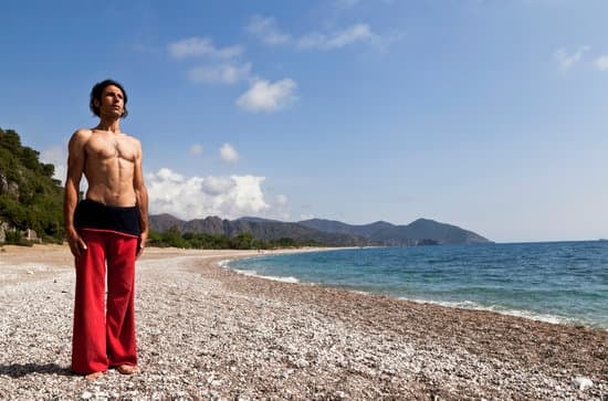 Scopri le lezioni di yoga a passo d'uomo a Bologna