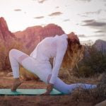 Scopri su Yoga Radio Bruno dove vedere lezioni di yoga in diretta