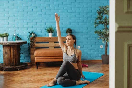 Che Cos'E' Lo Yoga Integrale 1 Scopri la pratica dello Yoga Integrale e la sua definizione