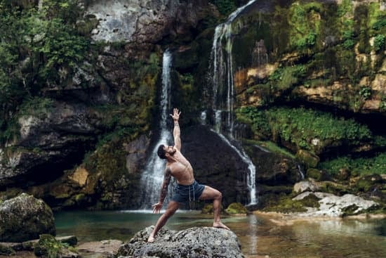 Quando Non Fare Yoga 1 Quando non fare yoga: ascolta il tuo corpo e rispetta i suoi limiti