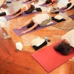 Chi Può Fare Yoga Nidra Scopri chi può beneficiare dello Yoga Nidra e dei suoi effetti positivi