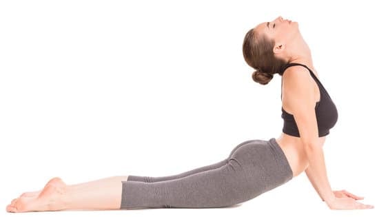 La mattonella yoga serve come supporto per le posizioni di yoga