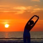 Come Comporre Una Sequenza Di Yoga Crea sequenza yoga: posizioni equilibrio, respirazione profonda, meditazione