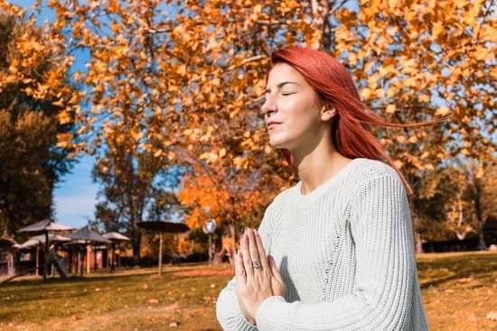 Che Cos E' Lo Yoga Yahoo 1 Scopri su Yahoo cosa è lo yoga e i suoi benefici per il benessere