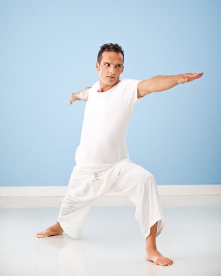 7 pose yoga efficaci per imparare come fare la spaccata