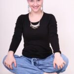 Cosa E Yin Yoga Scopri cosa è il Yin Yoga e i suoi benefici per il corpo e la mente