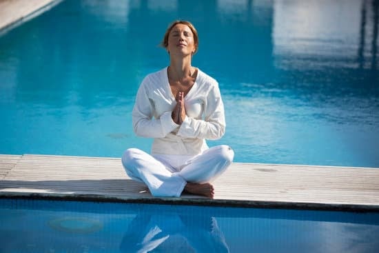 come fissare corde yoga a parete