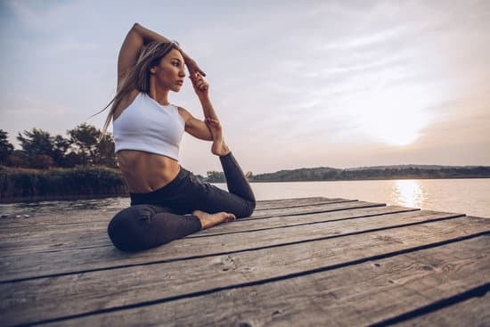 Come Evitare Tensioni Al Collo Nello Yoga 1 10 tecniche per evitare tensioni al collo nello yoga