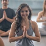 Come Studiare Le Posizioni Yoga Scopri come studiare le posizioni yoga per una pratica completa e consapevole