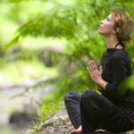 Come Sesguire Correttamente La Verticale Yoga Scopri come seguire correttamente la verticale yoga per massimizzare i benefici