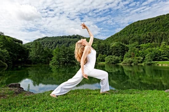 Scopri come diventare istruttori di Yoga in modo professionale e certificato