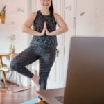 Come Posso Fare Yoga in Casa Pratica yoga a casa: segui video online per imparare