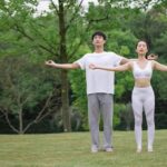 Come Si Vestono Gli Insegnanti Di Yoga Scopri come si vestono gli insegnanti di yoga per un look confortevole ed elegante