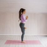 Come Si Fa Yoga a Testa in Giu Scopri come si fa yoga a testa in giù con i nostri consigli esperti