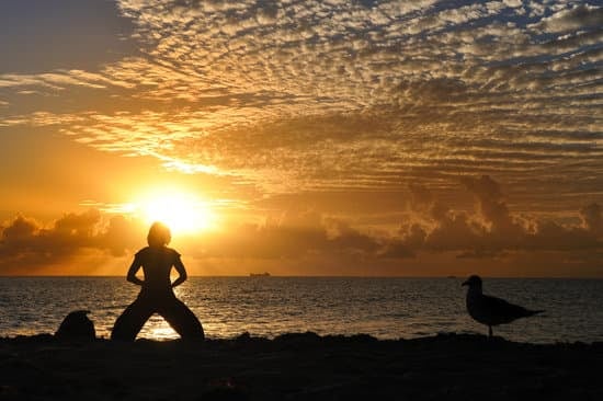 Approfondisci la yoga teoria e pratica con Corriere della Sera