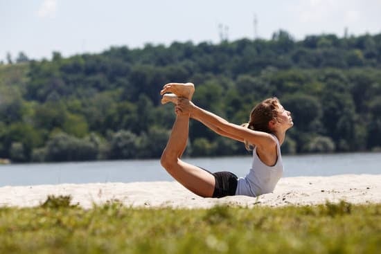 Come Diventare Istruttorr Yoga 1 Diventa un istruttore yoga professionale con formazione e pratica costante