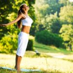 Come Incrociare Le Gambe a Yoga Pratica yoga per imparare come incrociare le gambe a YOGA