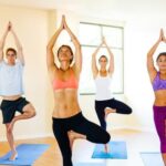 Scopri cosa mangiare prima dello yoga per massimizzare la tua pratica e supportare il tuo corpo