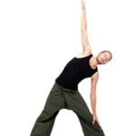 Come Fare La Posizione Della Tavola a Yoga Segreti e benefici della posizione della tavola nel praticare yoga