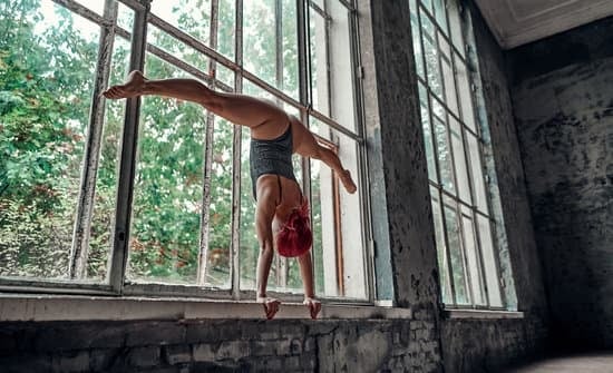 Scopri come visualizzare yoga su Fitbit Charge 3 con questi semplici passaggi