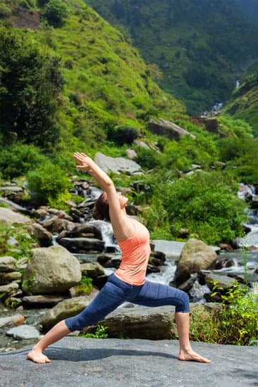I benefici e gli effetti positivi della pratica yoga: Cosa serve la Yoga