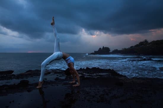 Scopri i migliori luoghi dove fare yoga a Bari Poggiofranco e rigenerati con la pratica di questa disciplina millenaria