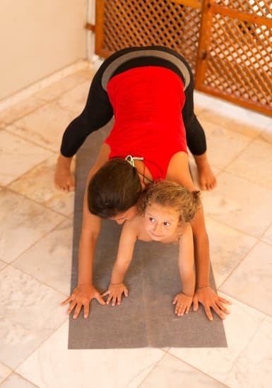Scopri dove fare yoga a L'Aquila per rilassarti e trovare equilibrio