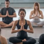 Perché Le Torsioni Nello Yoga Fanno Bene scopri perché fanno bene