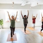 Per Postura Meglio Yoga O Pilates Migliora la tua postura con lo yoga o il pilates per una vita più sana