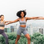 Quale Tappetino Yoga Comprare confronta materiali, spessore e dimensioni