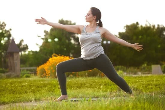 Dove Comperare Libro Yoga Ormonale 1 Scopri dove acquistare il libro Yoga Ormonale per migliorare la tua salute