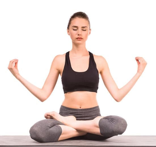 Cosa Trasmette Lo Yoga a Chi Osserva 1 cosa trasmette lo yoga a chi osserva