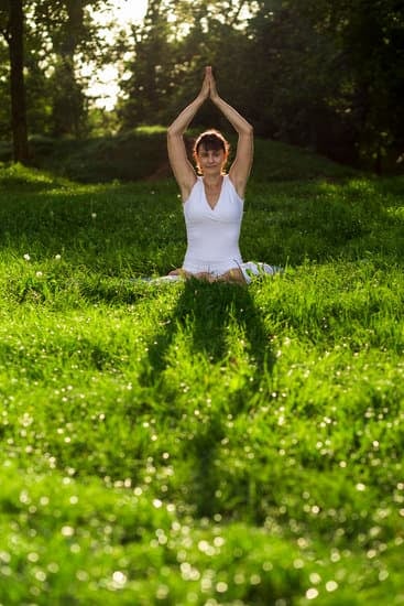 Dove Fare Yoga in Provincia Di Bari 1 Scopri i migliori luoghi per fare yoga nella provincia di Bari
