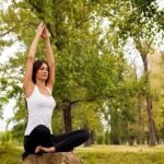 Quale Posizione Yoga Eroe Scopri la miglior posizione yoga eroe per migliorare la tua flessibilità e forza interiore