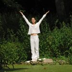 E' Meglio Fare Ginnastica O Yoga Guadagna flessibilità e forza con la pratica di yoga o ginnastica per migliorare il tuo benessere fisico e mentale