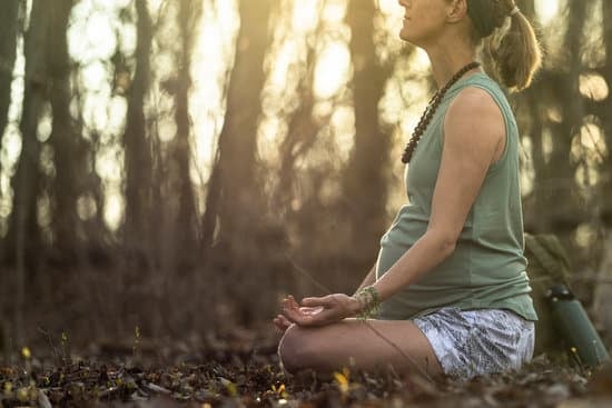 Quante Ore Di Yoga Alla Settimana 1 scopri il tuo ritmo ideale con questi consigli esperti