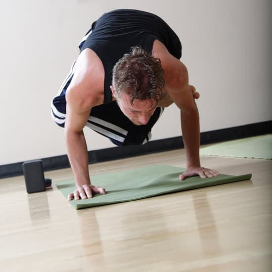 Quanto Deve Essere Spesso Materassino Yoga 11 scopri quanto deve essere spesso per una pratica confortevole e sicura